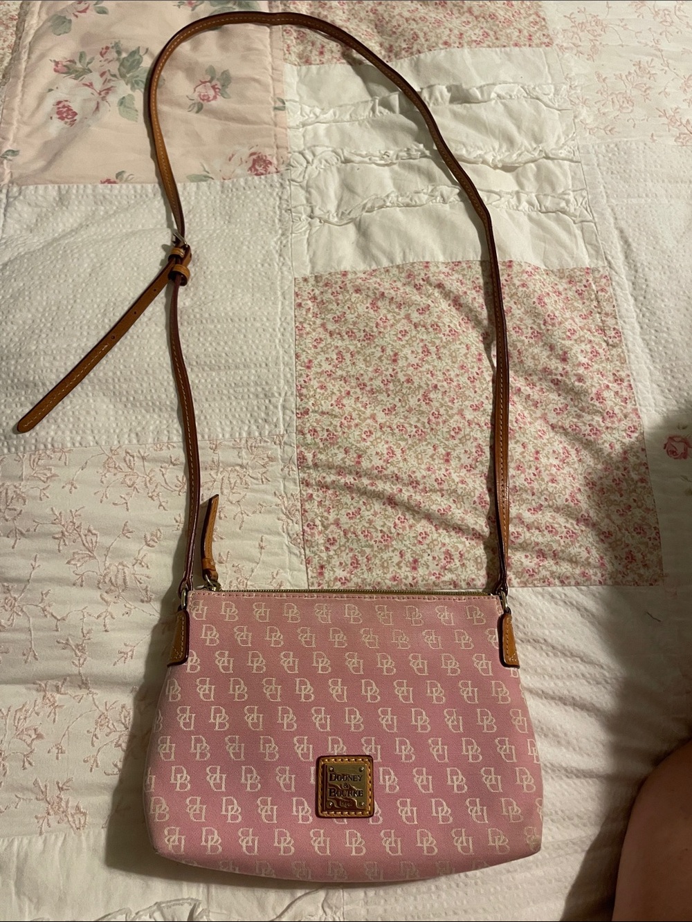 Dooney and Bourke logo pink adjustable crossbody purse